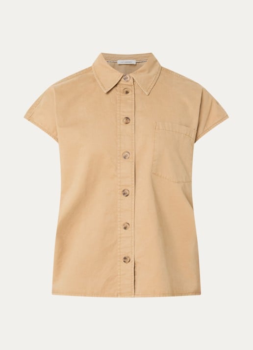 Co'Couture Evelyn mouwloze blouse met borstzak - voorkant camel