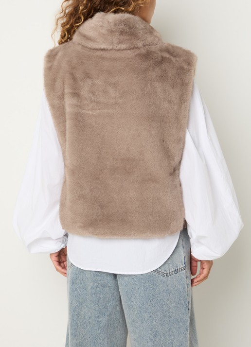 Co'Couture Fera spencer van imitatiebont met opstaande kraag - achterkant gebroken wit