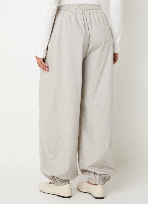 Co'Couture JuneCC high waist tapered fit broek met steekzakken - achterkant 2 lichtgrijs