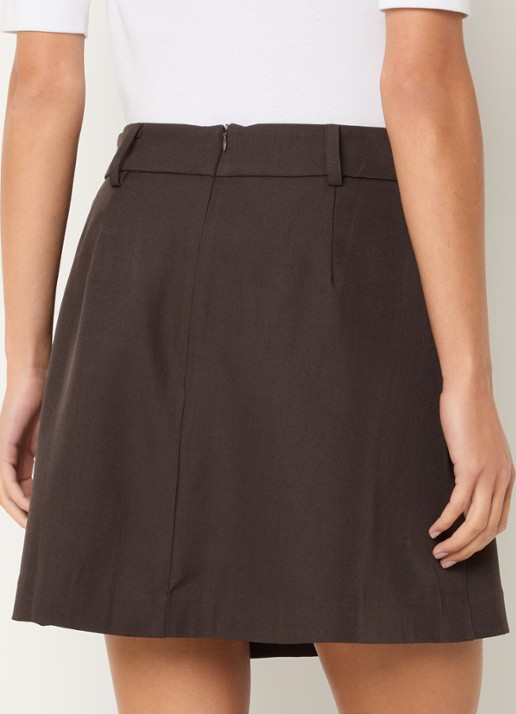 Co'Couture Luna mini plooirok met steekzakken - achterkant 2 donkerbruin