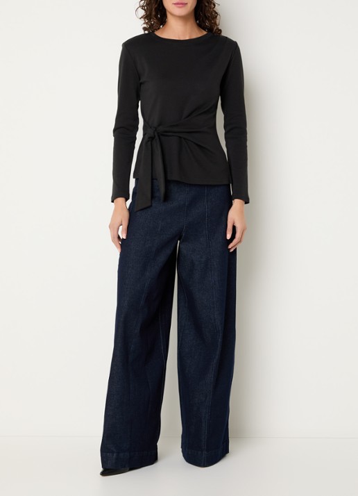 Co'Couture Orianecc top met strikceintuur - voorkant 3 zwart
