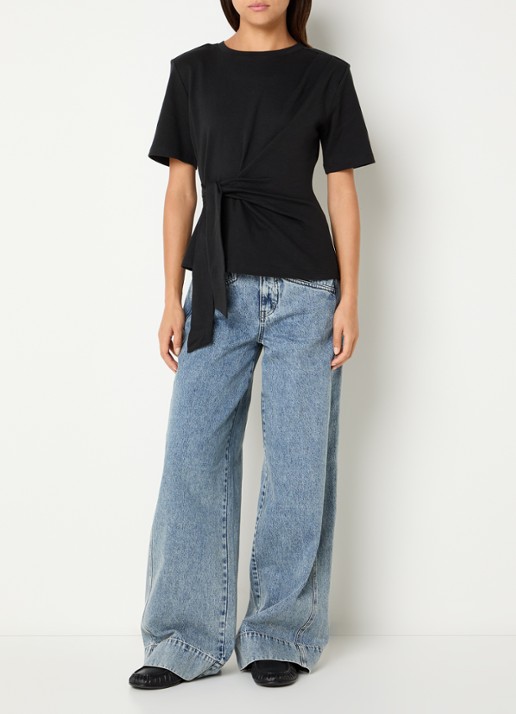 Co'Couture Orianne T-shirt met strikceintuur - voorkant 3 zwart