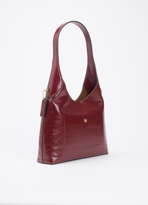 Coach Brooklyn 26 schoudertas van lakleer - achterkant cranberryrood