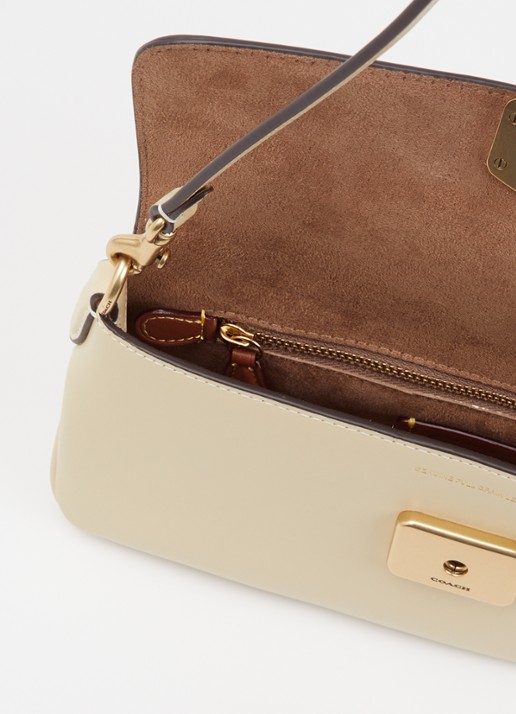 Coach Refined schoudertas van leer met afneembare schouderriem - detail 5 geel