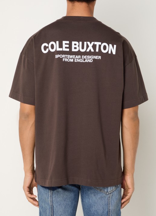 Cole Buxton Sportswear T-shirt met logo- en backprint - detail 2 bruin