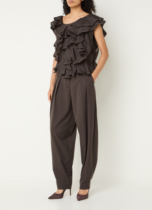 Copenhagen Muse CMTilly top met volant en asymmetrische hals - voorkant 4 donkerbruin