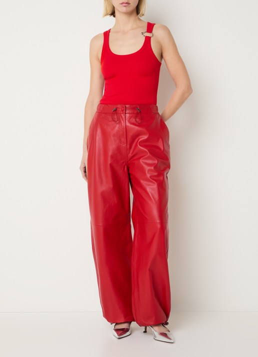 Copenhagen Muse Siv tanktop met ribstructuur en ringdetail - voorkant 4 rood