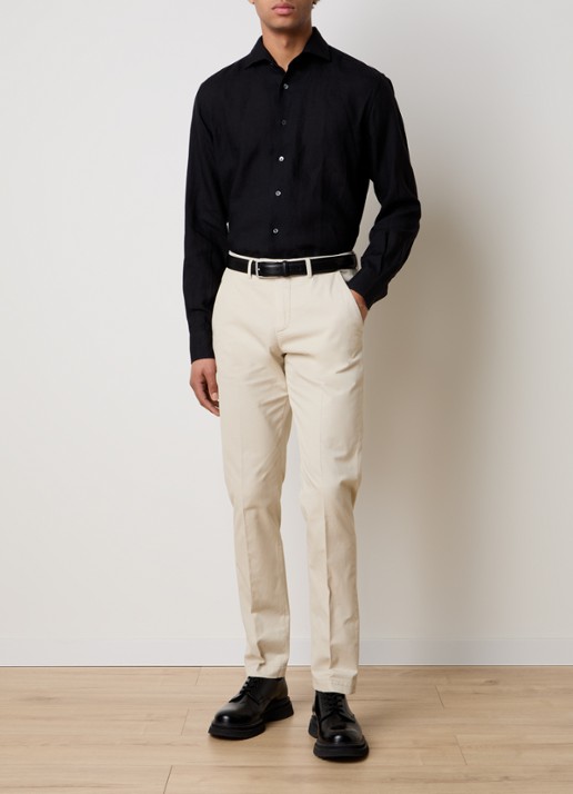 Corneliani Slim fit chino in linnenblend met steekzakken - voorkant 6 creme