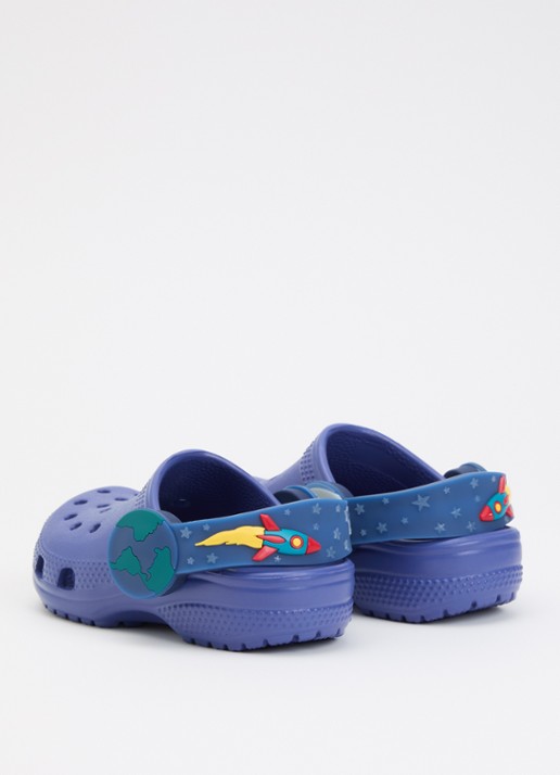 Crocs Classic Imagination Light instapper  - achterkant 3 donkerblauw