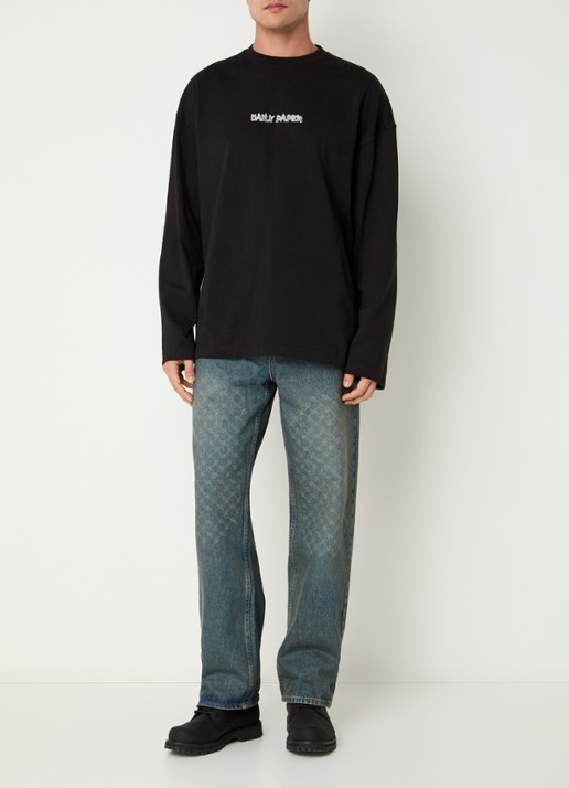 Daily Paper Burned Shield longsleeve met logo- en backprint - voorkant 3 zwart
