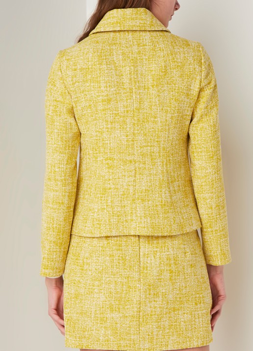 Damsel in a Dress Demelza blazer van tweed met klepzakken - achterkant 4 donkergeel