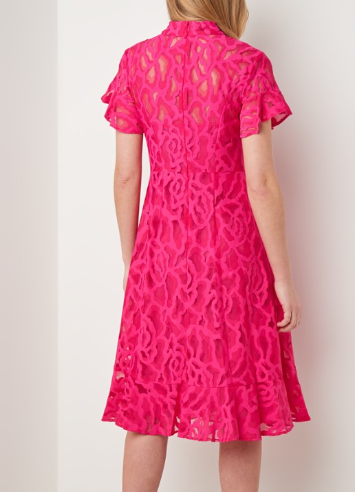Damsel in a Dress Lulu Lace Dress Pink 08 - achterkant roze