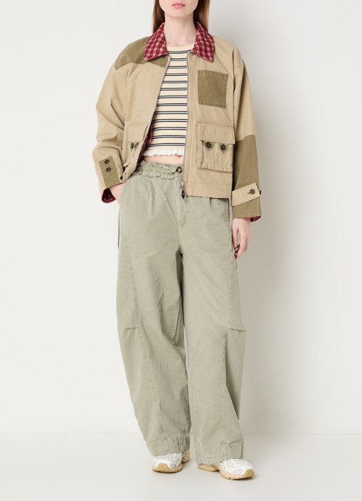 Damson Madder Marcelle reversible jack met klepzakken - voorkant 3 beige