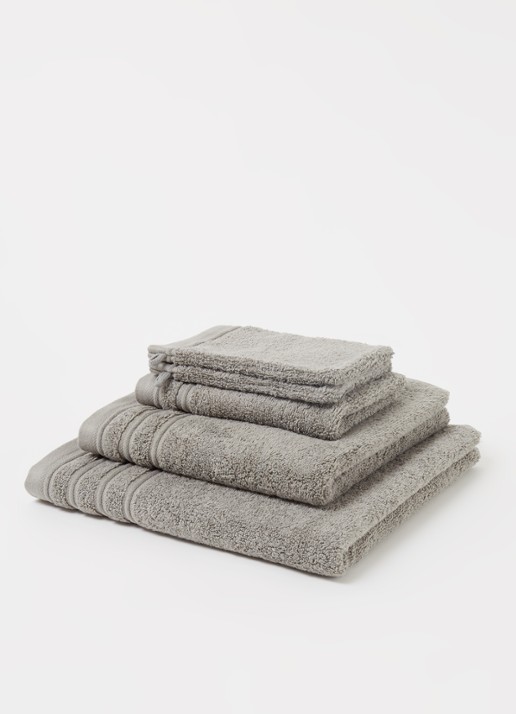 de Bijenkorf Home Evolution badhanddoek - 580 gr/m2 - 60 x 110 cm - voorkant 3 lichtgroen