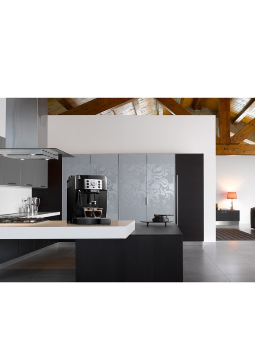 DeLonghi Ecam koffiezetapparaat 22.110B - voorkant 4 zwart