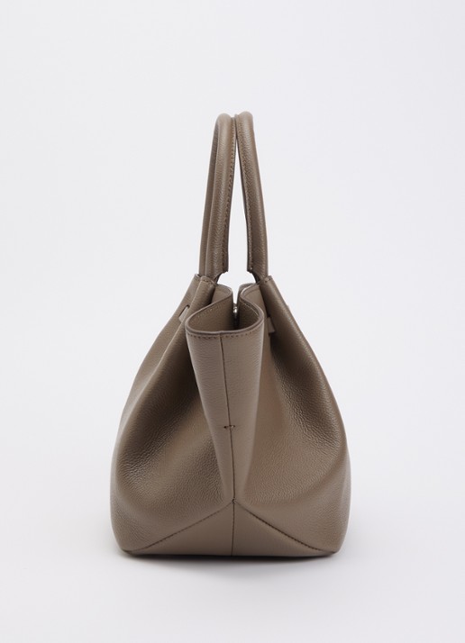 DeMellier The New York Midi handtas van leer - detail 3 taupe