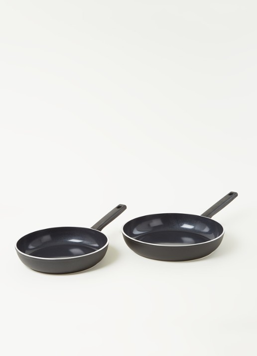 Demeyere Alu Comfort 3 Ceraforce koekenpan set van 2 - voorkant 2 zwart