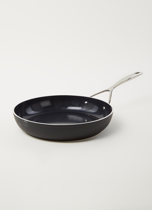 Demeyere Alu Pro 5 Ceraforce koekenpan Ø28 cm - voorkant 3 zwart