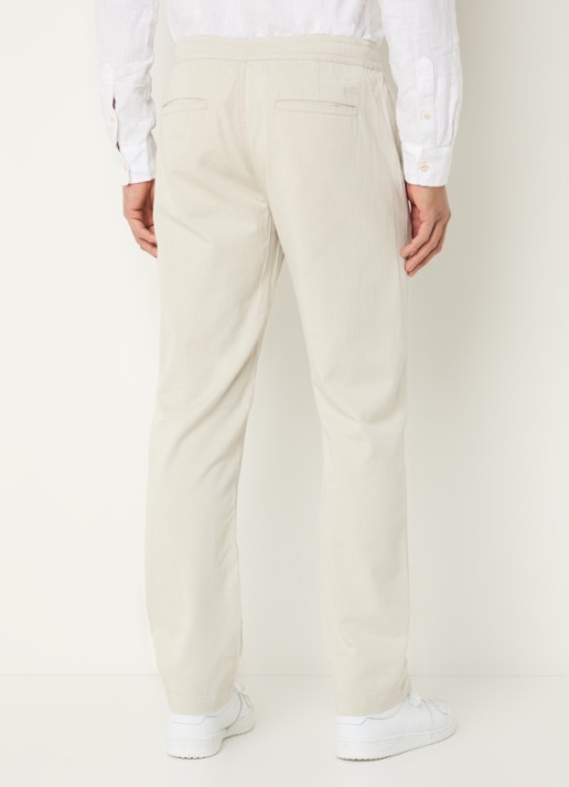 Denham Luca straight fit chino met steekzakken - achterkant beige