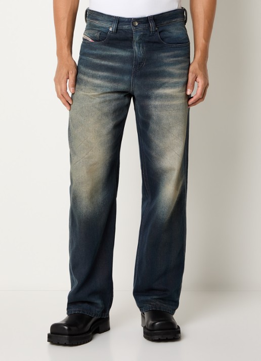 Diesel 2001 D-MACRO loose fit jeans met donkere wassing