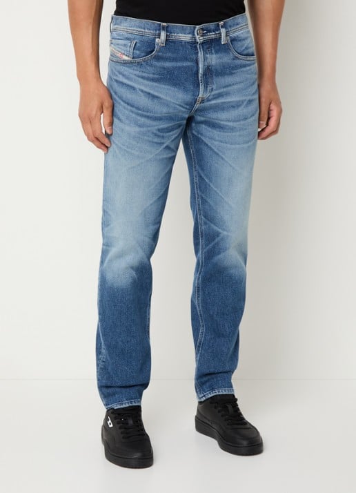 Diesel 2023 D-Finitive regular fit jeans met medium wassing