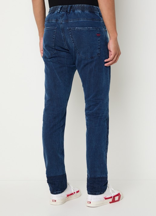 Diesel 2032 D-krooley slim fit joggingbroek van denim  - achterkant indigo