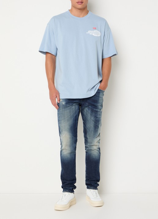 Diesel 2062 D-Strukt-B JoggJeans® slim fit jeans met verwassen afwerking - voorkant 5 indigo