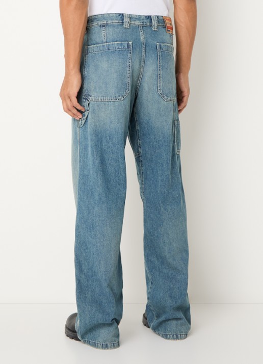 Diesel D-Livery-W loose fit jeans met medium wassing - achterkant indigo
