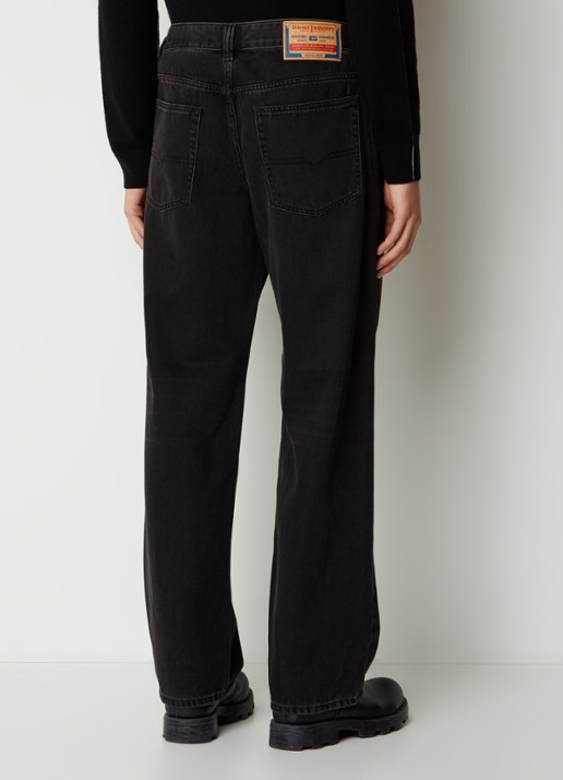 Diesel D-macro straight leg jeans met gekleurde wassing - achterkant zwart