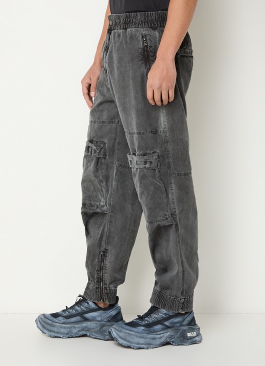 Diesel P-Beeck tapered fit cargobroek met verwassen afwerking - detail 5 middengrijs