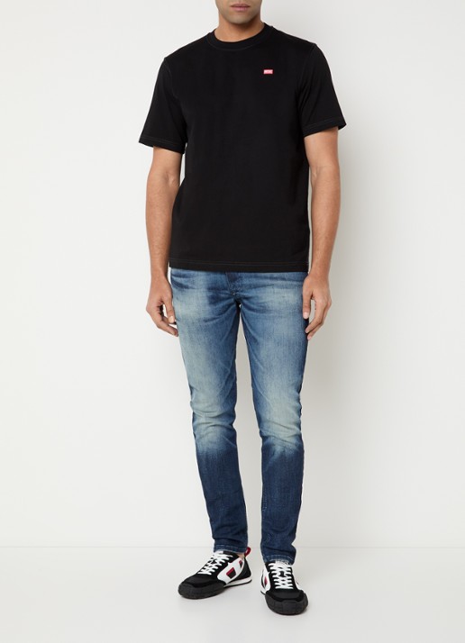 Diesel T-Adjust-V10 T-shirt met logo- en backprint - voorkant 2 zwart