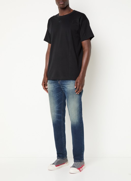 Diesel T-Norm-Int T-shirt met logoborduring - voorkant 3 zwart