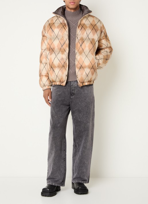 Diesel W-Bourb-Dlck reversible puffer jack met ruitdessin - voorkant 3 zand