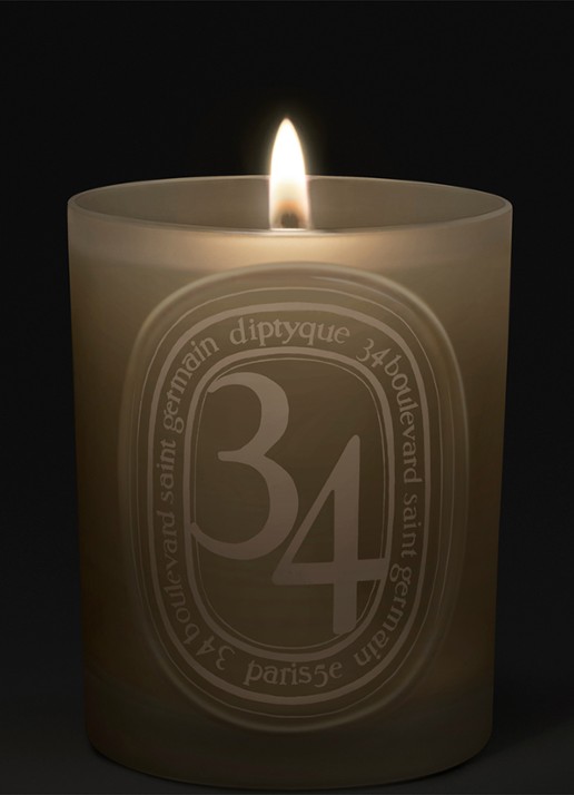 DIPTYQUE 34 Blvd Saint Germain geurkaars 300 gram - voorkant 5 beige