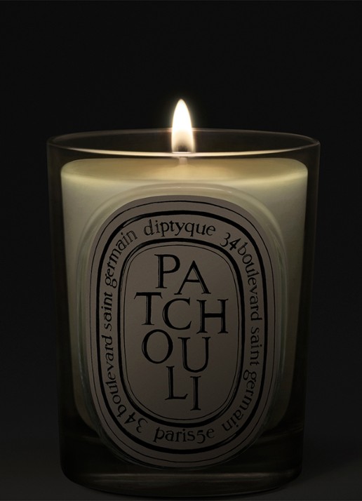 DIPTYQUE Patchouli Classic geurkaars 190 gram - voorkant 4 beige