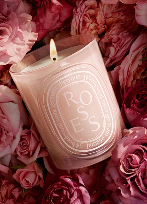 DIPTYQUE Roses geurkaars 300 gram - achterkant 3 beige