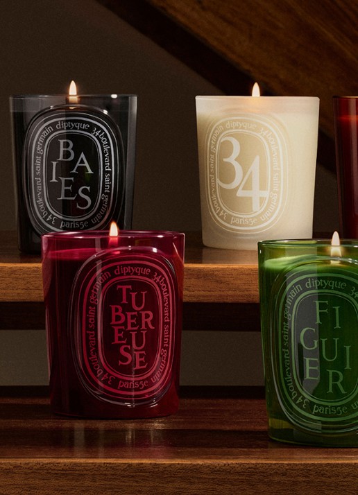 DIPTYQUE Roses geurkaars 300 gram - detail 4 beige