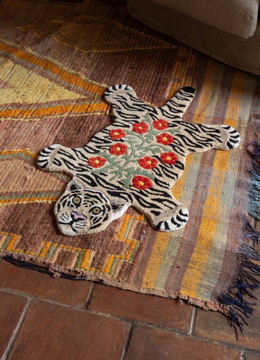 Doing Goods Floral White Tiger Rug Small vloerkleed 92 x 62 cm - voorkant 5 zand