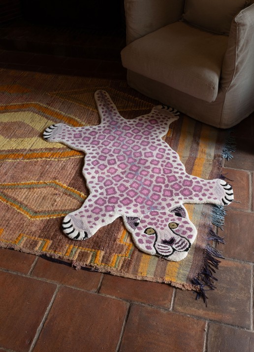 Doing Goods Lilly Leopard Large vloerkleed 155 cm x 95 cm - voorkant 2 lila