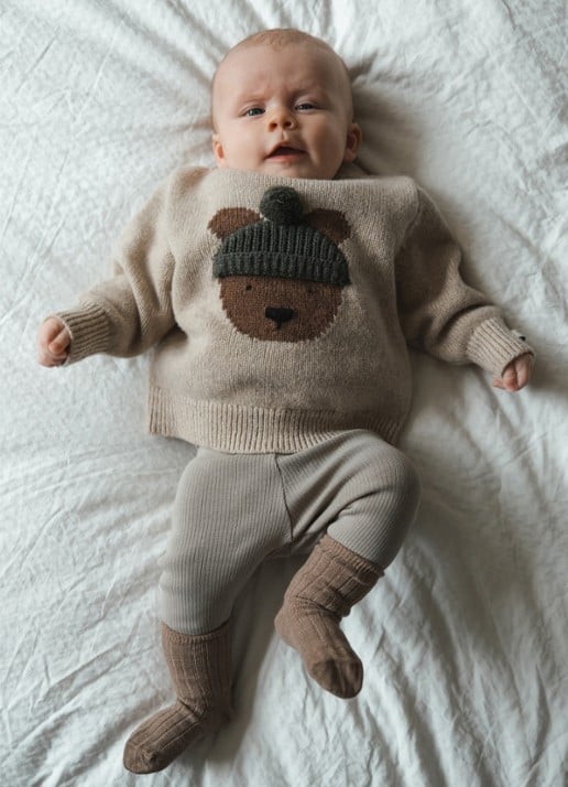 Donsje Amsterdam Denn Merino Wool Sweater | Bear - voorkant 4 beige