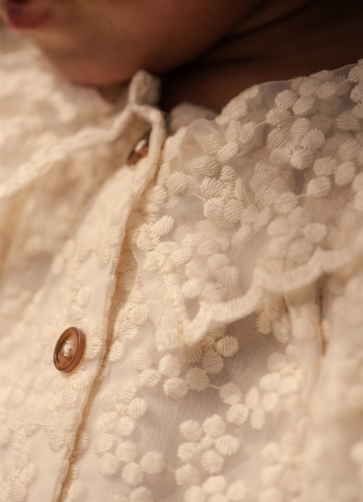 Donsje Amsterdam Mailien blouse met bloemborduring - voorkant 2 wit