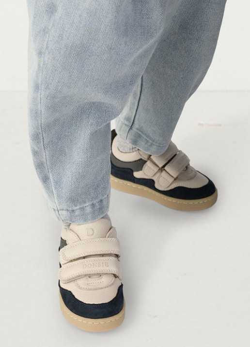 Donsje Amsterdam Pesio Sneakers - voorkant 6 donkerblauw