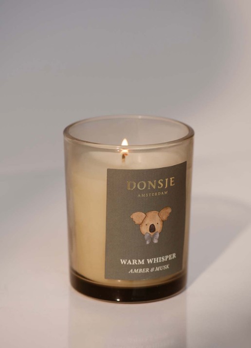 Donsje Amsterdam Warm Whisper geurkaars 240 gram - voorkant 2 multicolor