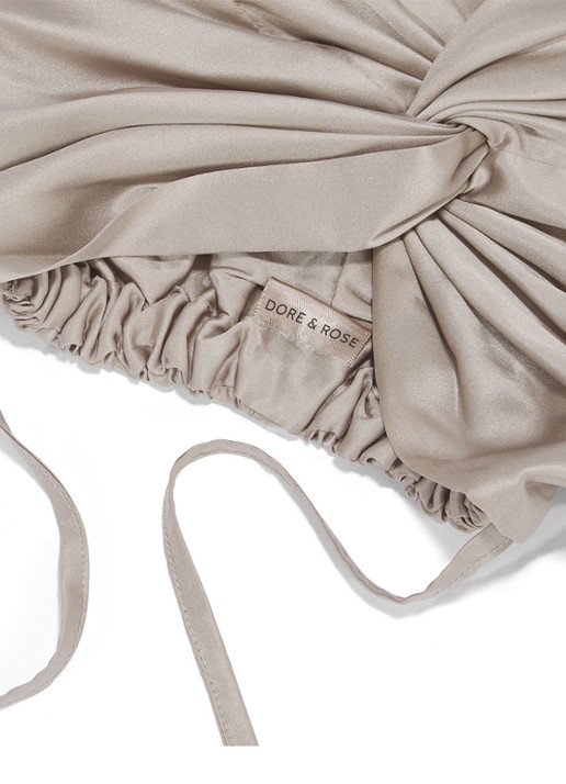 Dore & Rose Bonnet van zijde - voorkant 2 taupe