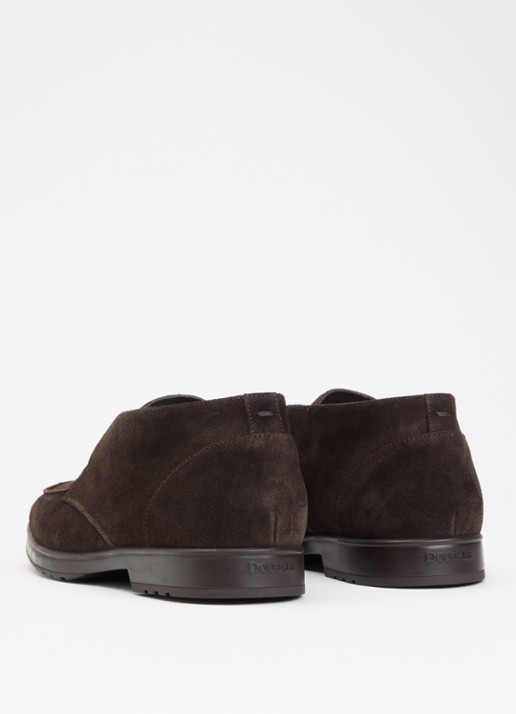 Doucal's Chukka Adler Elast Visone slip-on van kalfssuède - achterkant beige
