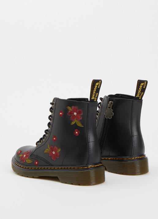 Dr. Martens Pascal veterboot van leer met borduring - achterkant 4 zwart