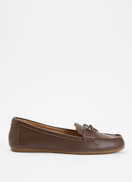 Dune London Girella mocassin van leer met strikdetail - voorkant chocoladebruin