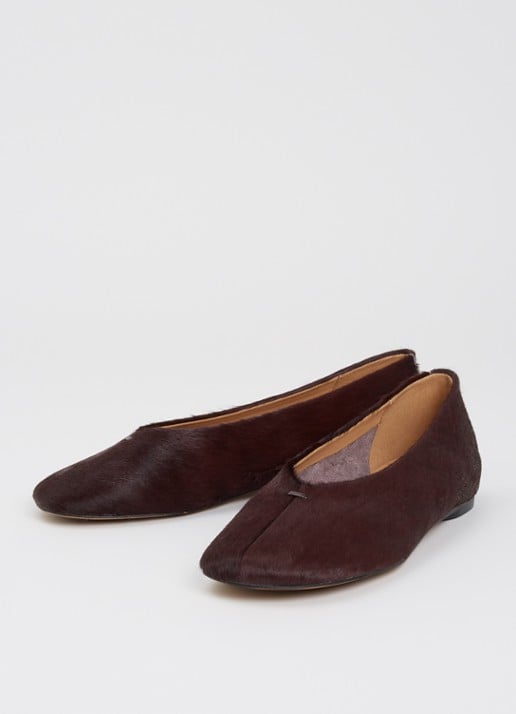 Dune London Highcut ballerina van leer - detail 3 bordeauxrood