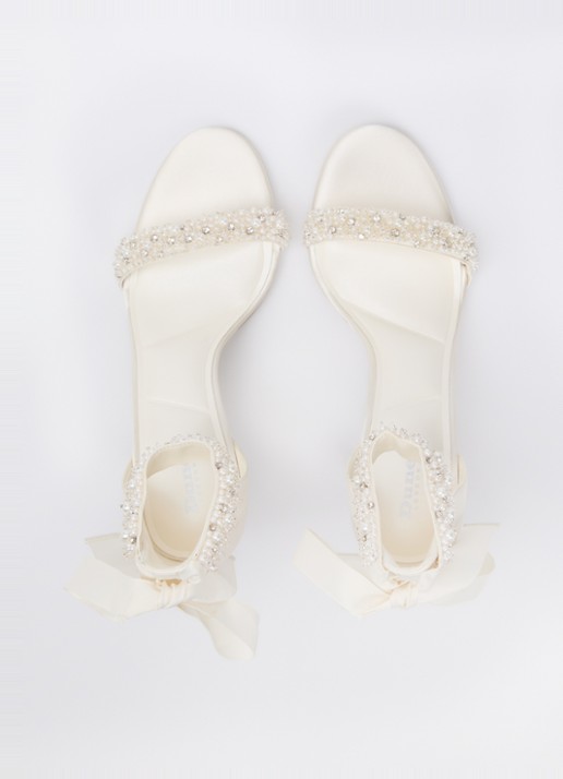 Dune London Moonstruck sandalette van satijn met strass - detail 4 ivoor