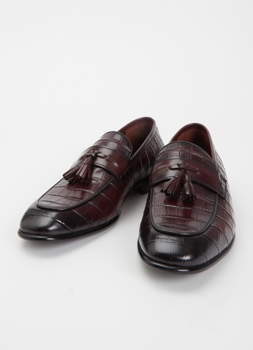 Dune London Son loafer van leer met crocostructuur - detail bordeauxrood